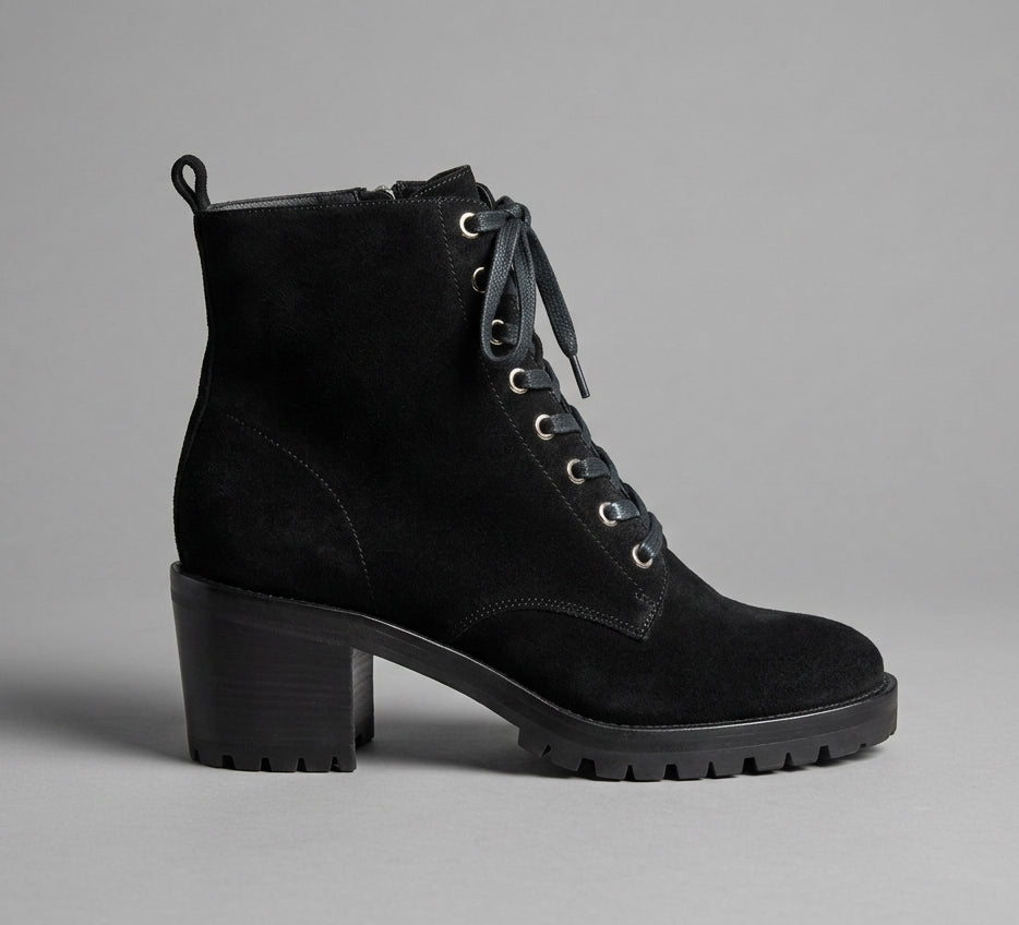 GIANVITO ROSSI Black Lace Up Suede Boots - Size 38.5