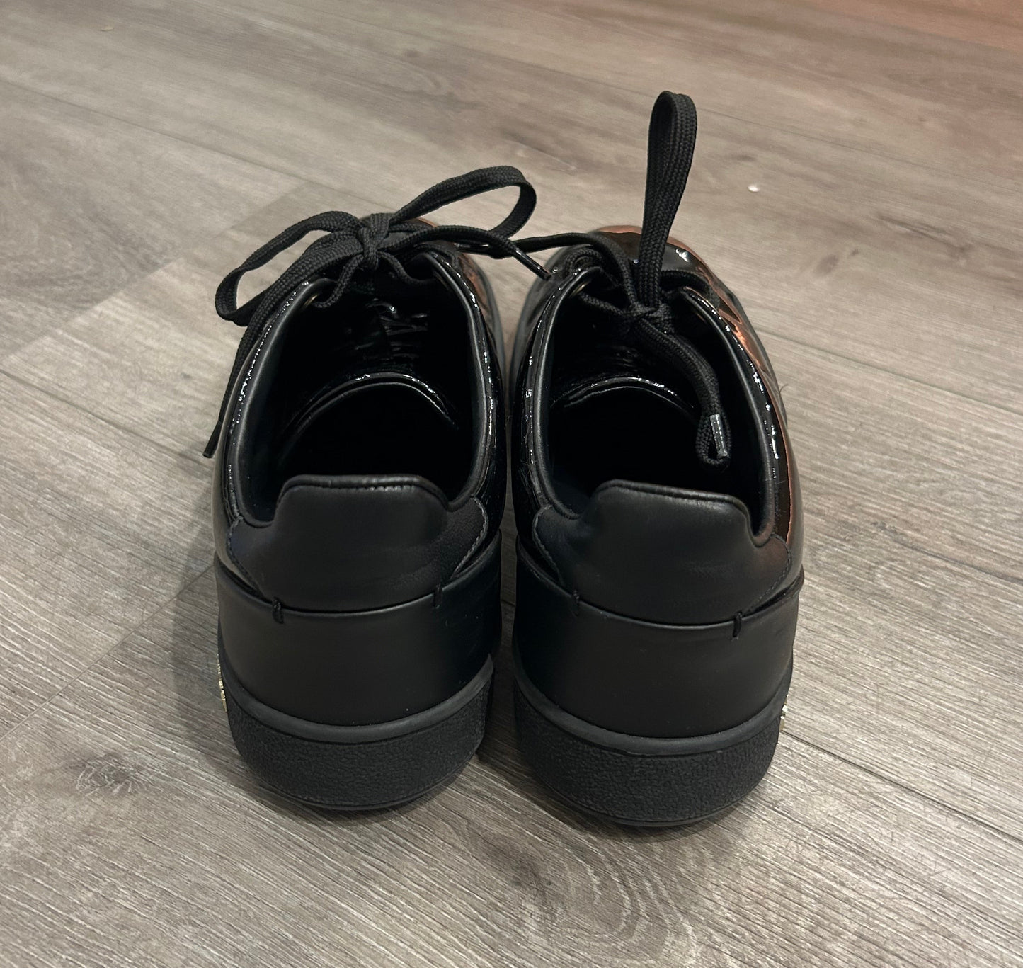 LOUIS VUITTON Patent Frontrow Sneakers - Size 37