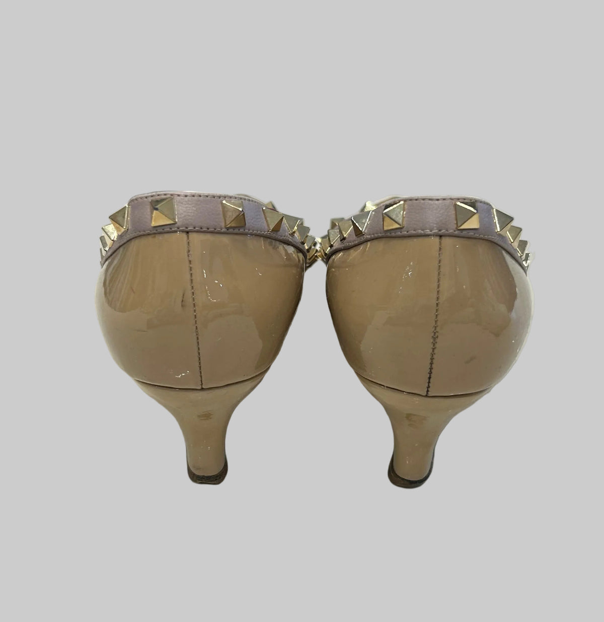 VALENTINO Patent Rockstud Wedges - Size 40
