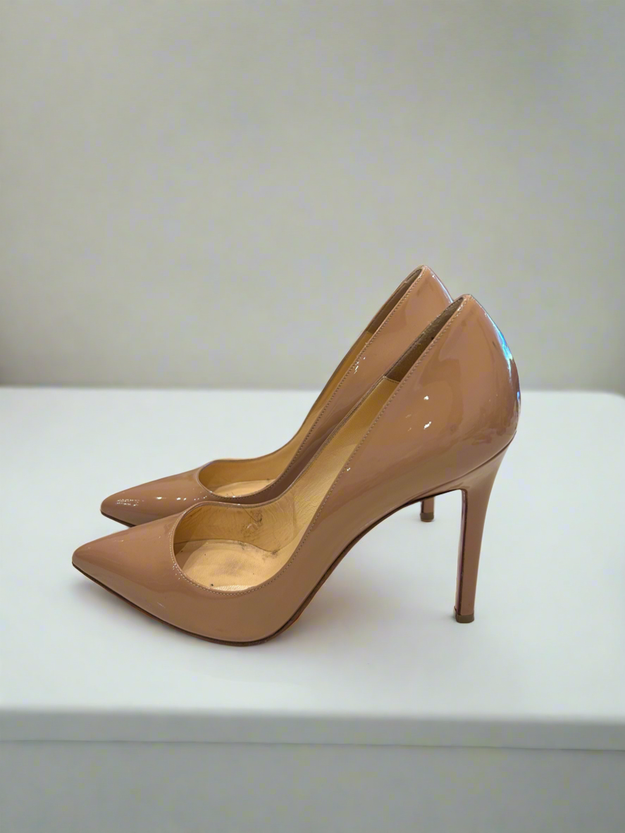 CHRISTIAN LOUBOUTIN Pigalle Patent Pump - Size 38