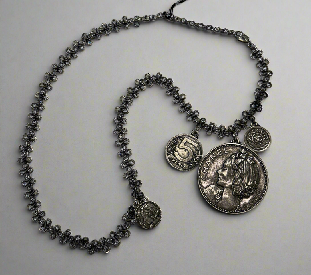 CHANEL Belt Chain