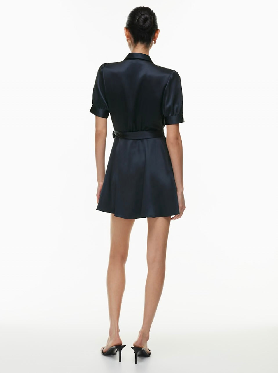 Babaton
Hyde Satin Mini Dress - Size M