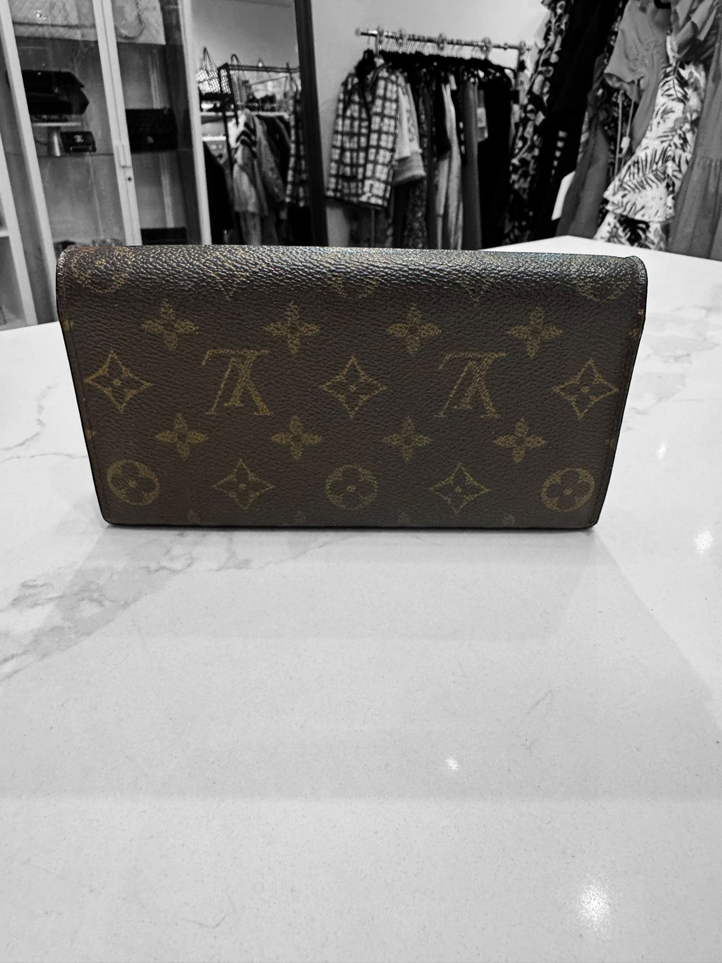 LOUIS VUITTON Sarah Wallet