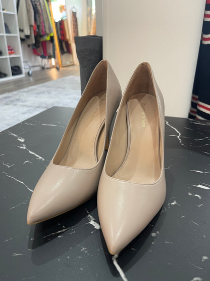 Stuart Weitzman Nude Pumps - Size 7.5