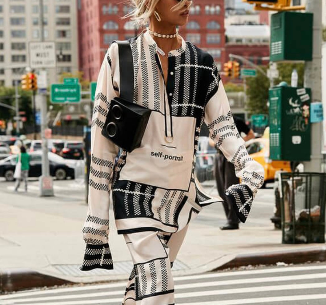 SELF-PORTRAIT Top - Size 6