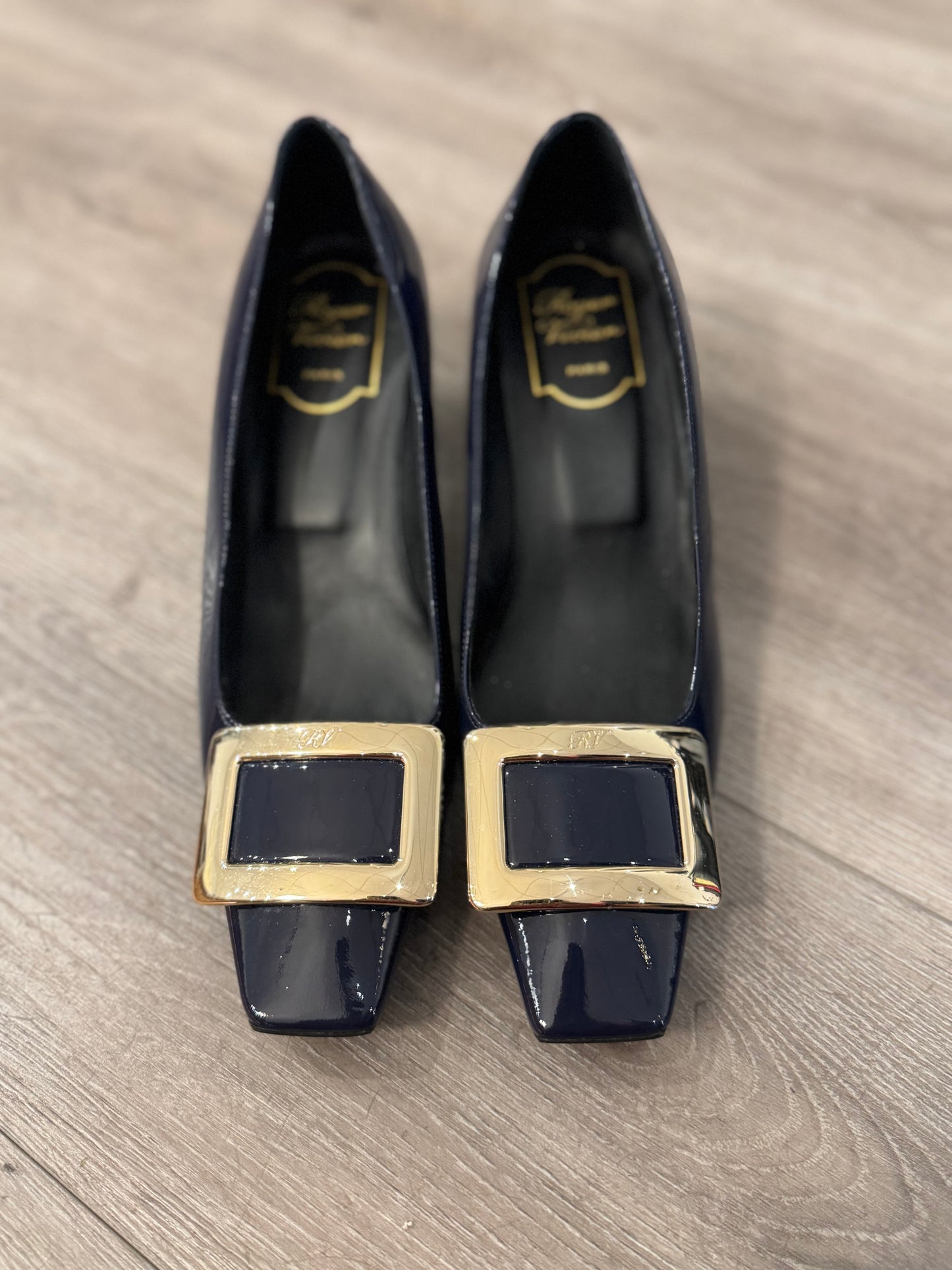 Roger Vivier Belle Vivier Patent Leather 45mm Shoe - Size 37.5