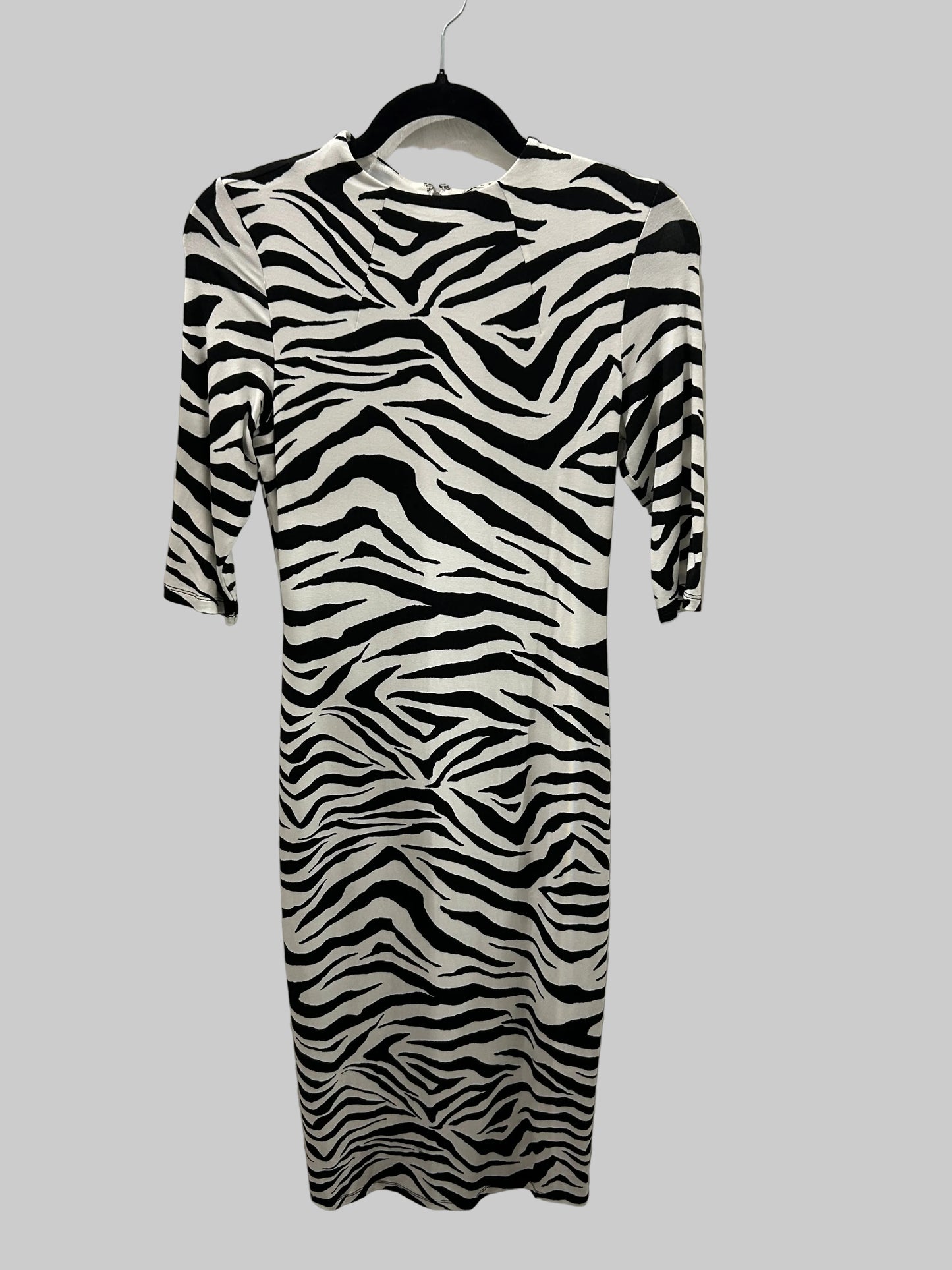 NEW* ALICE + OLIVIA Delors Striped Dress - Size 6