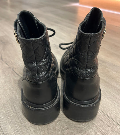 CHANEL Quilted Black Leather Boots - Size 38