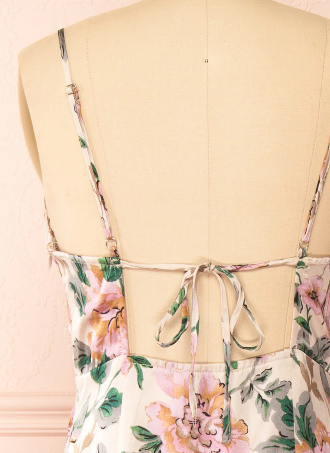 DRESS FORM Velda Floral Maxi Dress - Size M