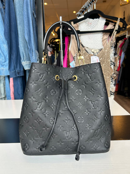LOUIS VUITTON NéoNoé MM