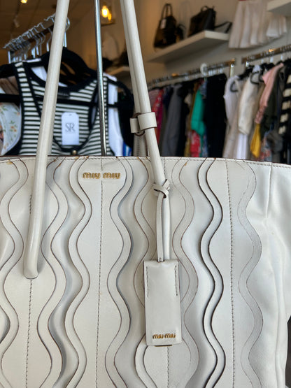 MIU MIU White Leather Matelassé Shopper