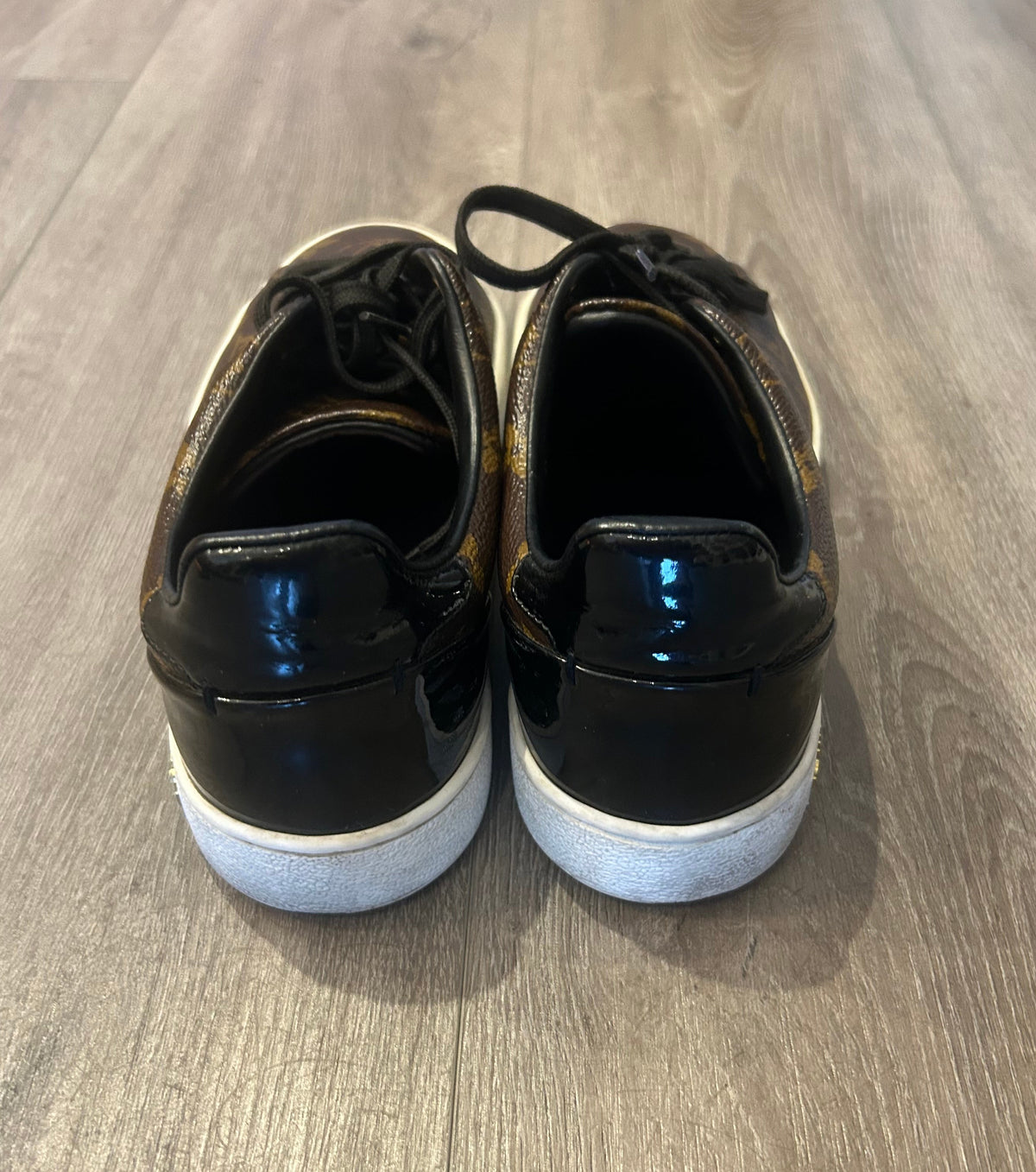 LOUIS VUITTON Monogram Sneakers - Size 36