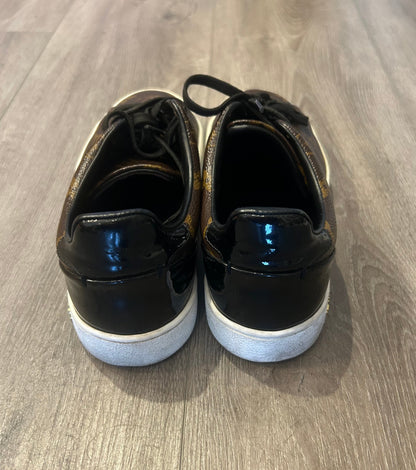 LOUIS VUITTON Monogram Sneakers - Size 36
