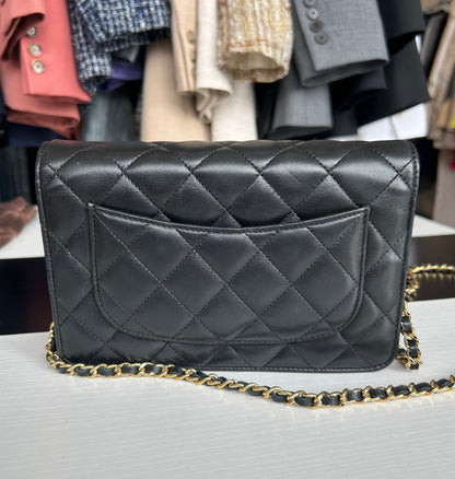 CHANEL 2017 Wallet On Chain
