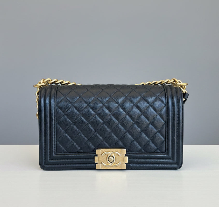 CHANEL 2018 Medium Boy Bag Navy