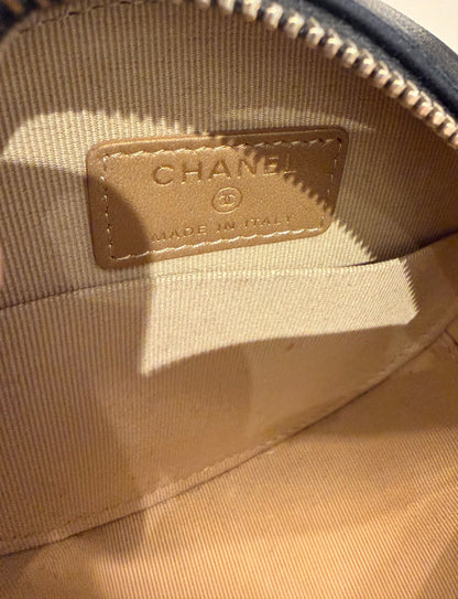 CHANEL Lambskin Quilted Round Pearl Crush Clutch w/ Chain