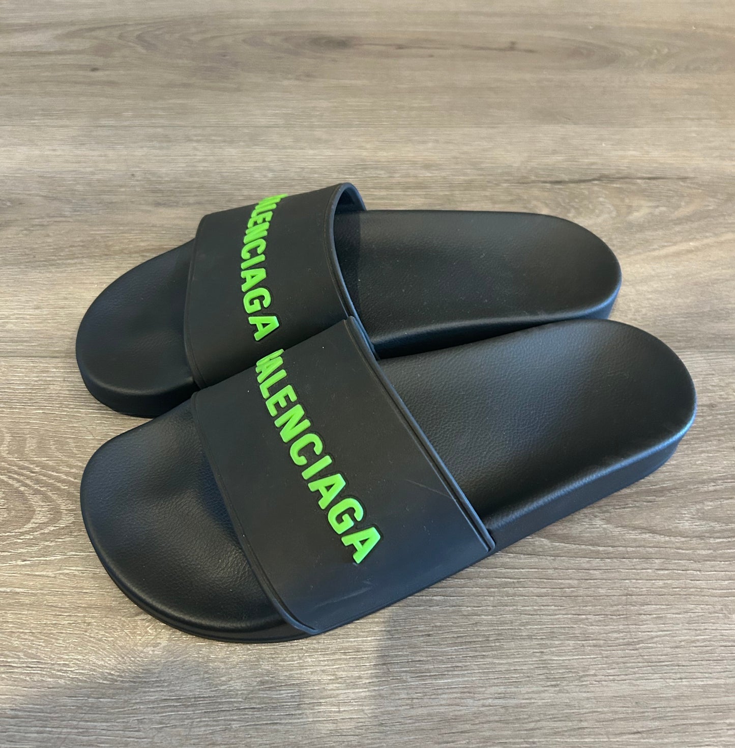 BALENCIAGA Black Pool Slides - Size 9