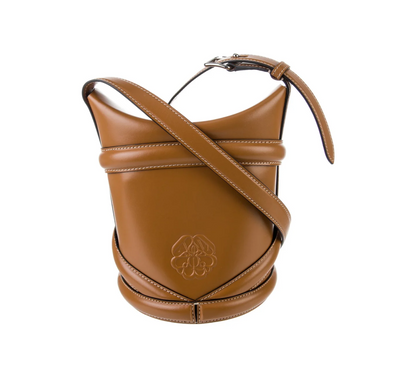 ALEXANDER MCQUEEN The Curve Bucket Bag