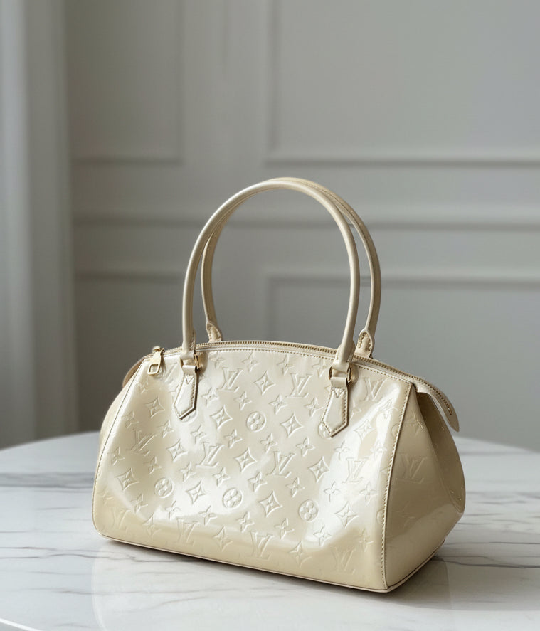 LOUIS VUITTON Monogram Vernis Sherwood PM