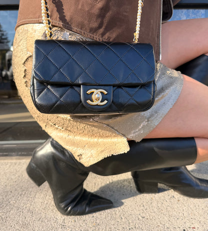CHANEL 2020 Mini Crystals Pearl Chain Quilted Lambskin Flap Bag