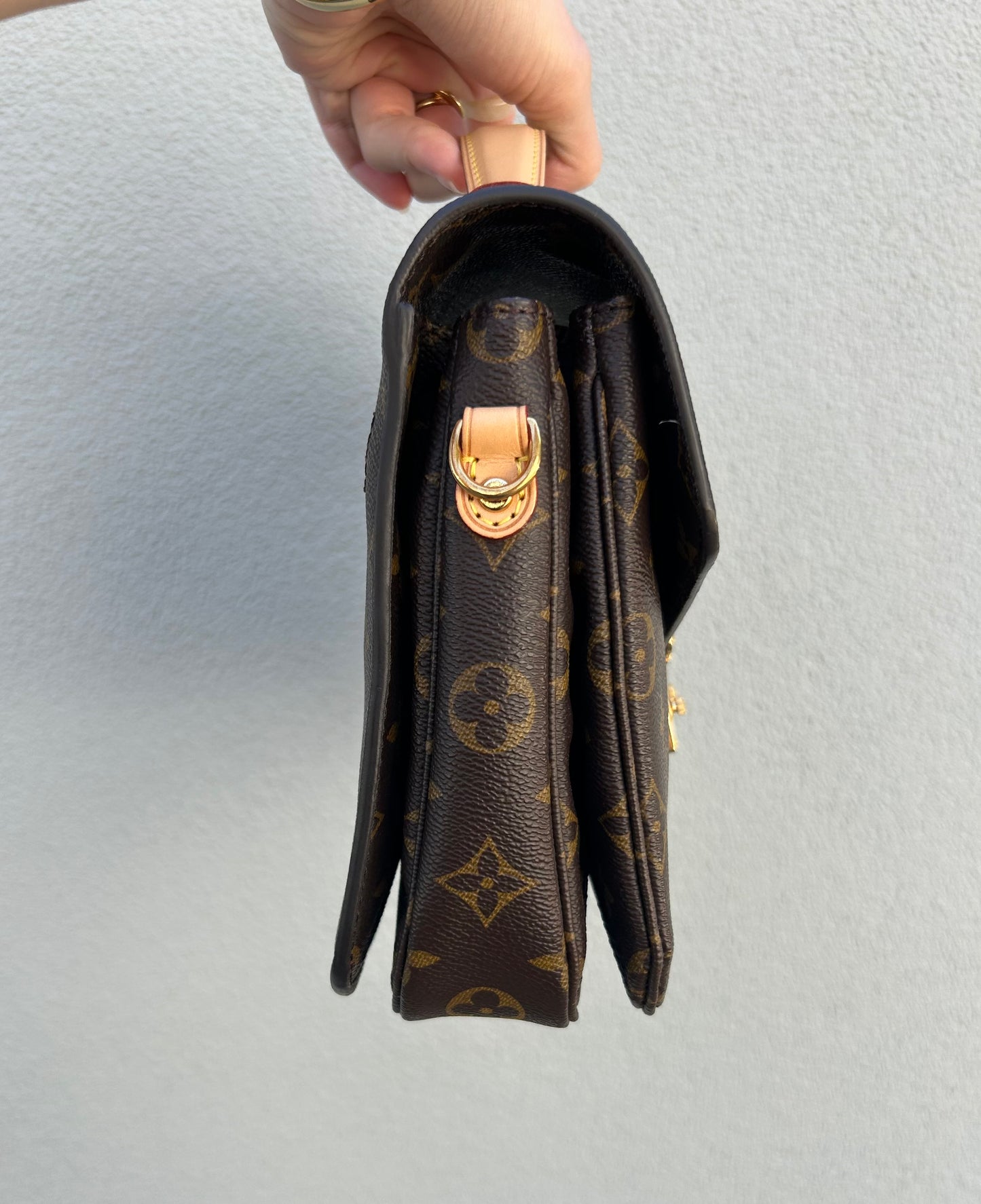 LOUIS VUITTON Monogram Métis Crossbody 2018