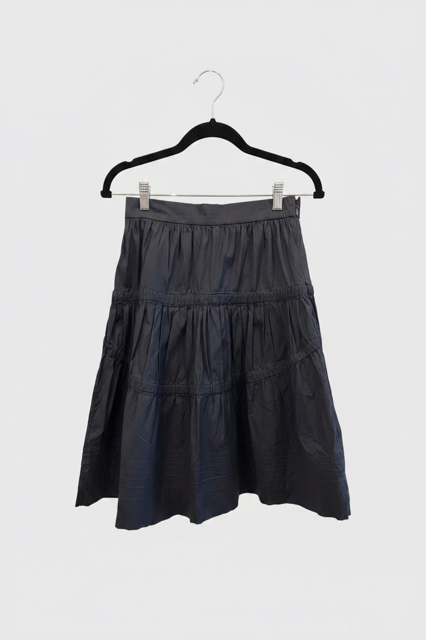 PRADA Black Knee Length Skirt - Size 38