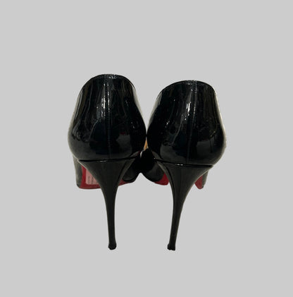 CHRISTIAN LOUBOUTIN So Kate Patent Black Pump - Size 35