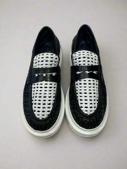 ALEXANDER MCQUEEN Two-Toned Loafers - Size 37