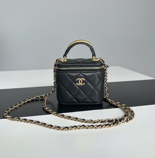 CHANEL CC Top Handle Vanity
