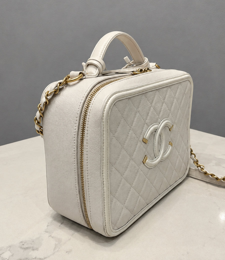 CHANEL Caviar Quilted Large CC Filigree Vanity Case