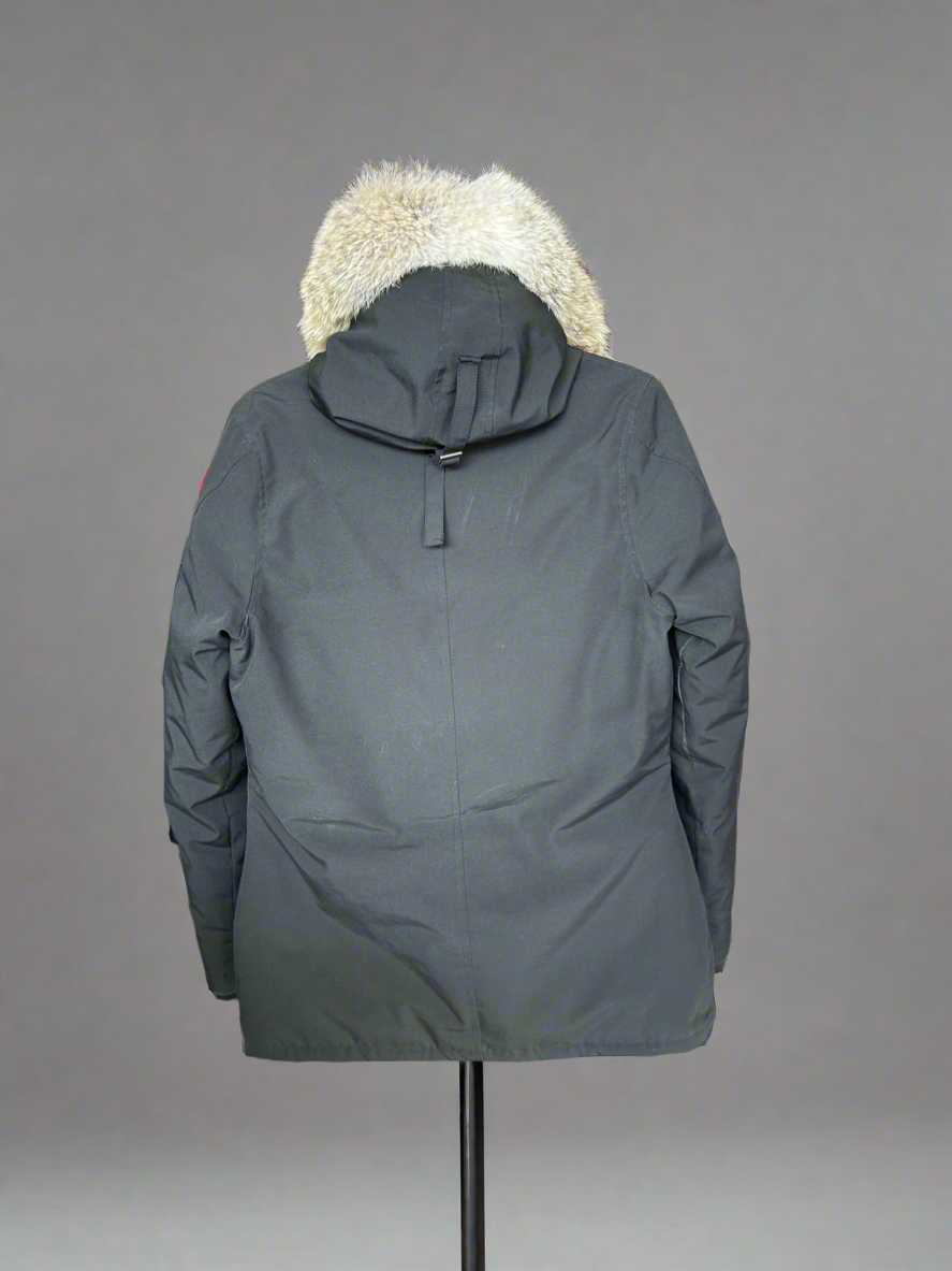 CANADA GOOSE Montebello Parka - Size M (fits like small)