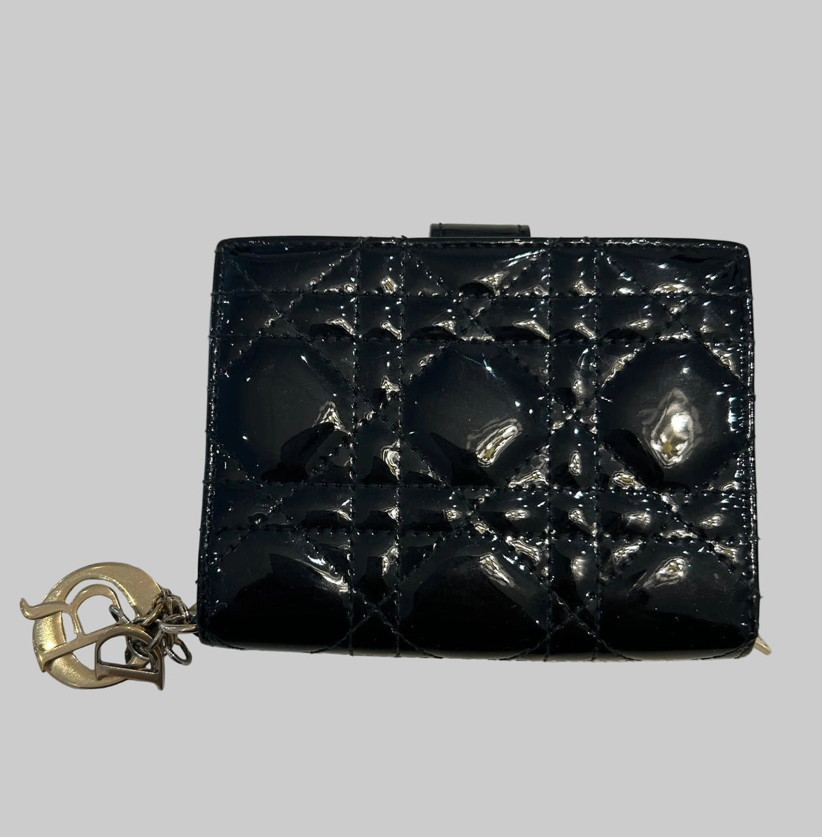 CHRISTIAN DIOR Patent Cannage Lady Dior Wallet
