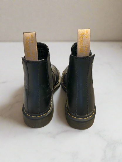 DOC MARTENS Chelsea Boots - Size 8
