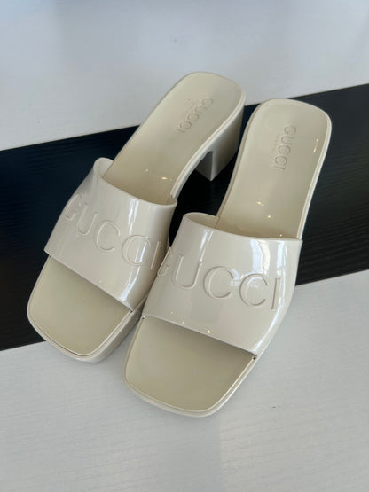 GUCCI White Rubber Heeled Sandals - Size 38