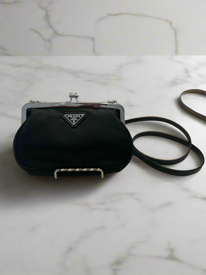 PRADA Kisslock Nylon Tessuto