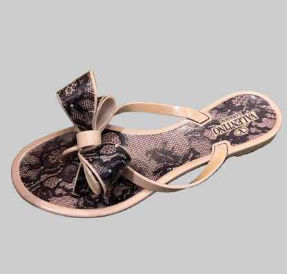 VALENTINO GARAVANI Lace Bow Sandals - Size 37