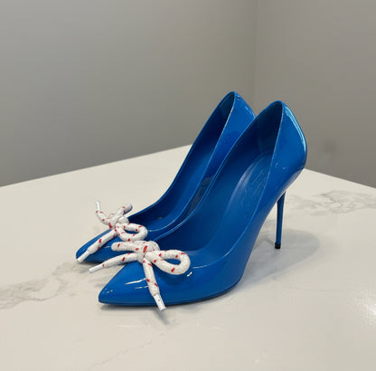 BURBERRY Blue Patent Leather Finsbury Bow Pointed Toe Pump - Size 40