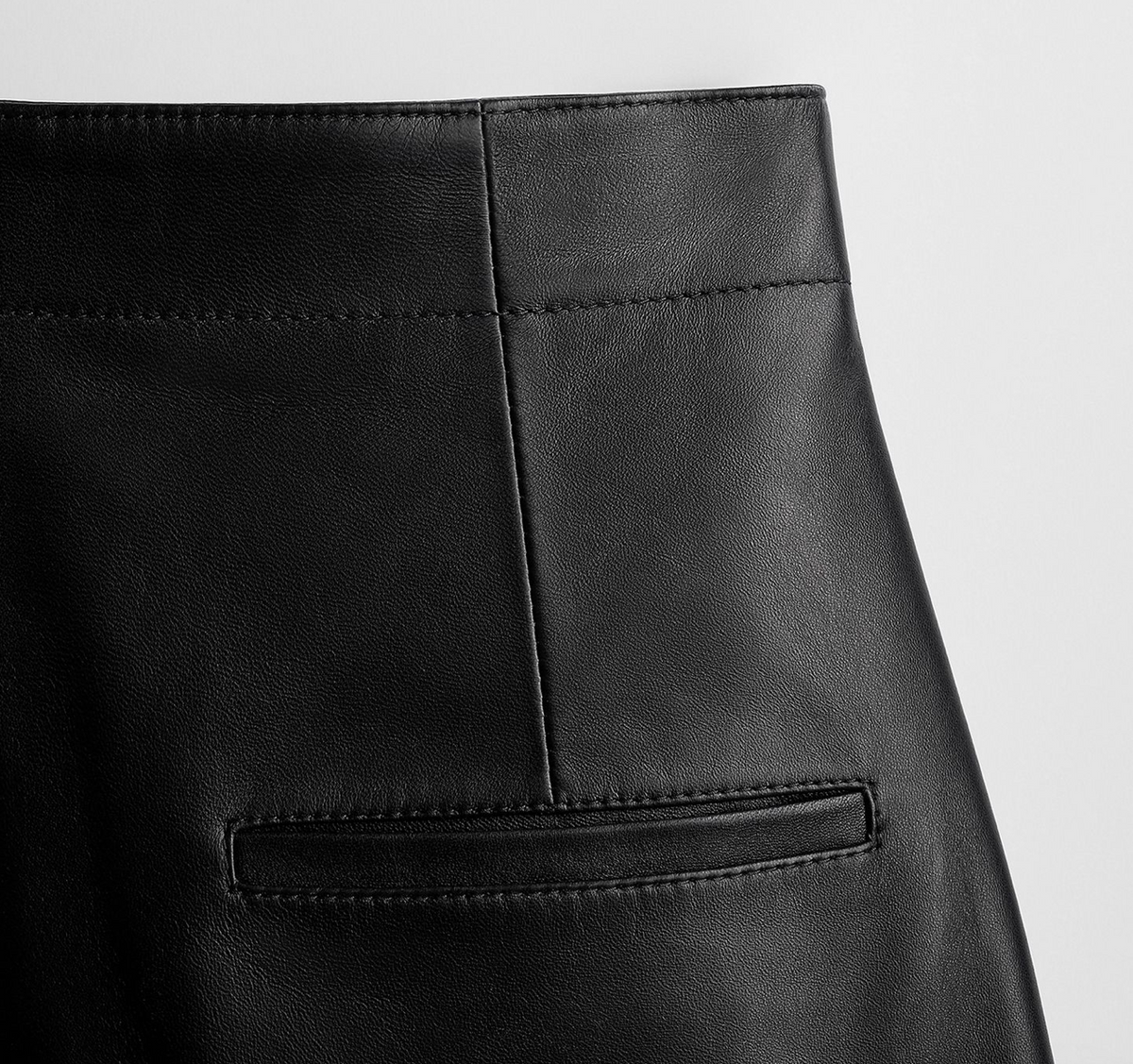 CHRISTIAN DIOR Leather Mini Skort With CD Buckle - Size 4