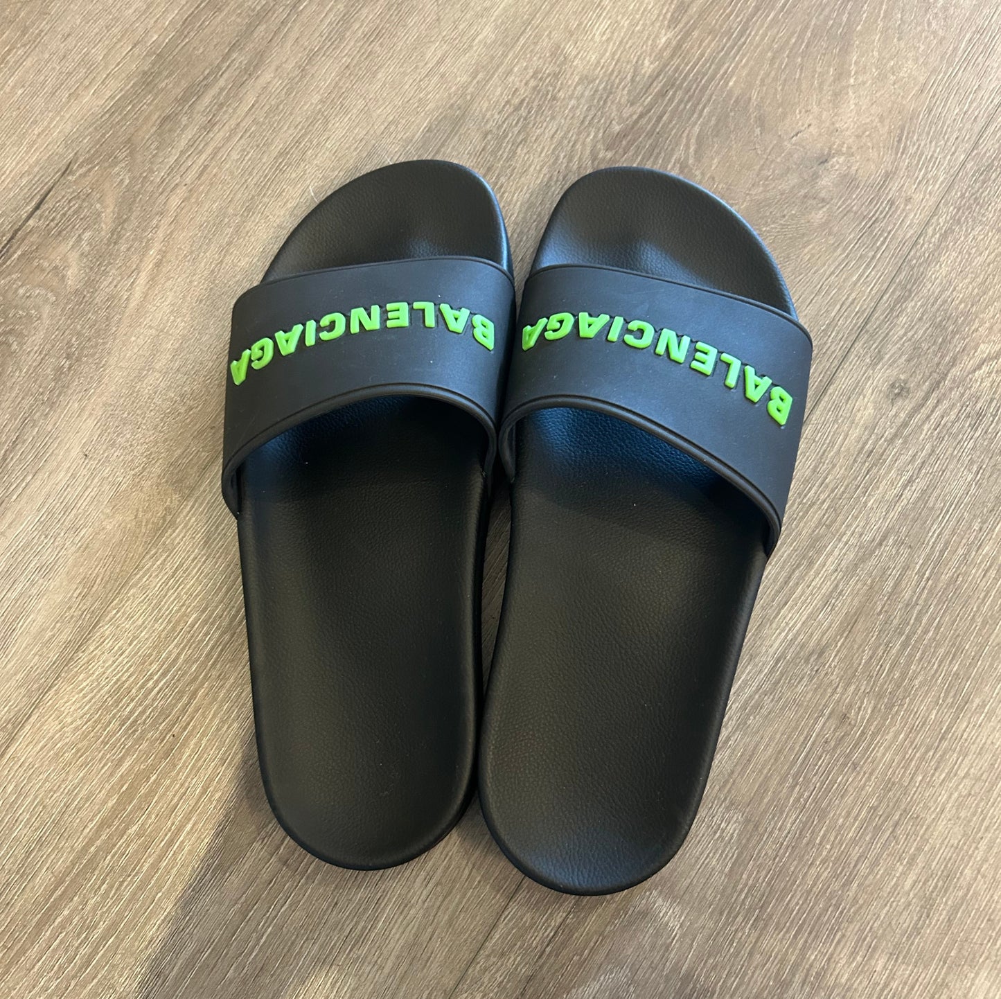 BALENCIAGA Black Pool Slides - Size 9