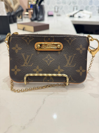 Louis Vuitton Milla Monogram Pochette