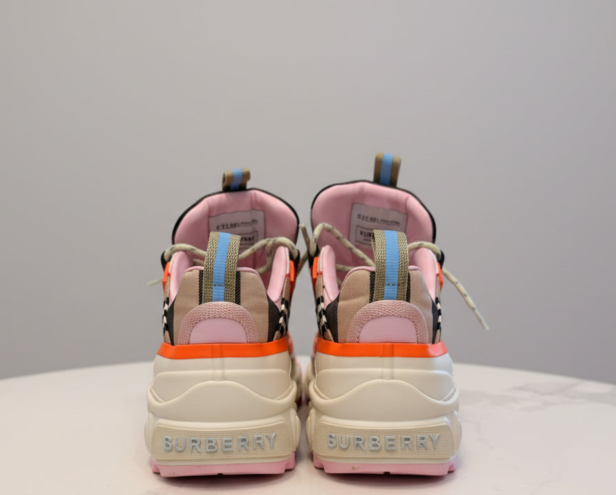 BURBERRY Arthur Technical Leather Multicolour Low Top Sneakers - Size 35.5