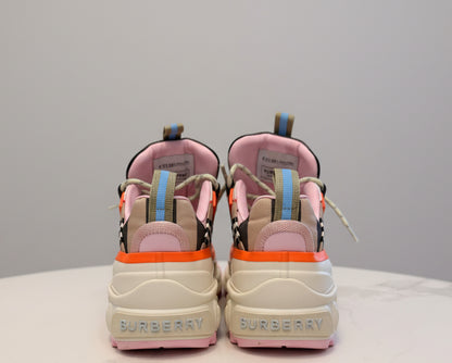BURBERRY Arthur Technical Leather Multicolour Low Top Sneakers - Size 35.5
