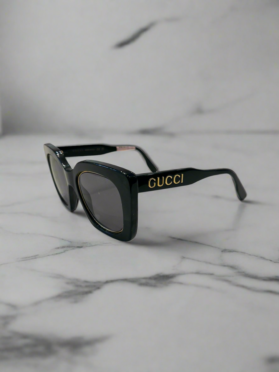 GUCCI Large Cat Eye