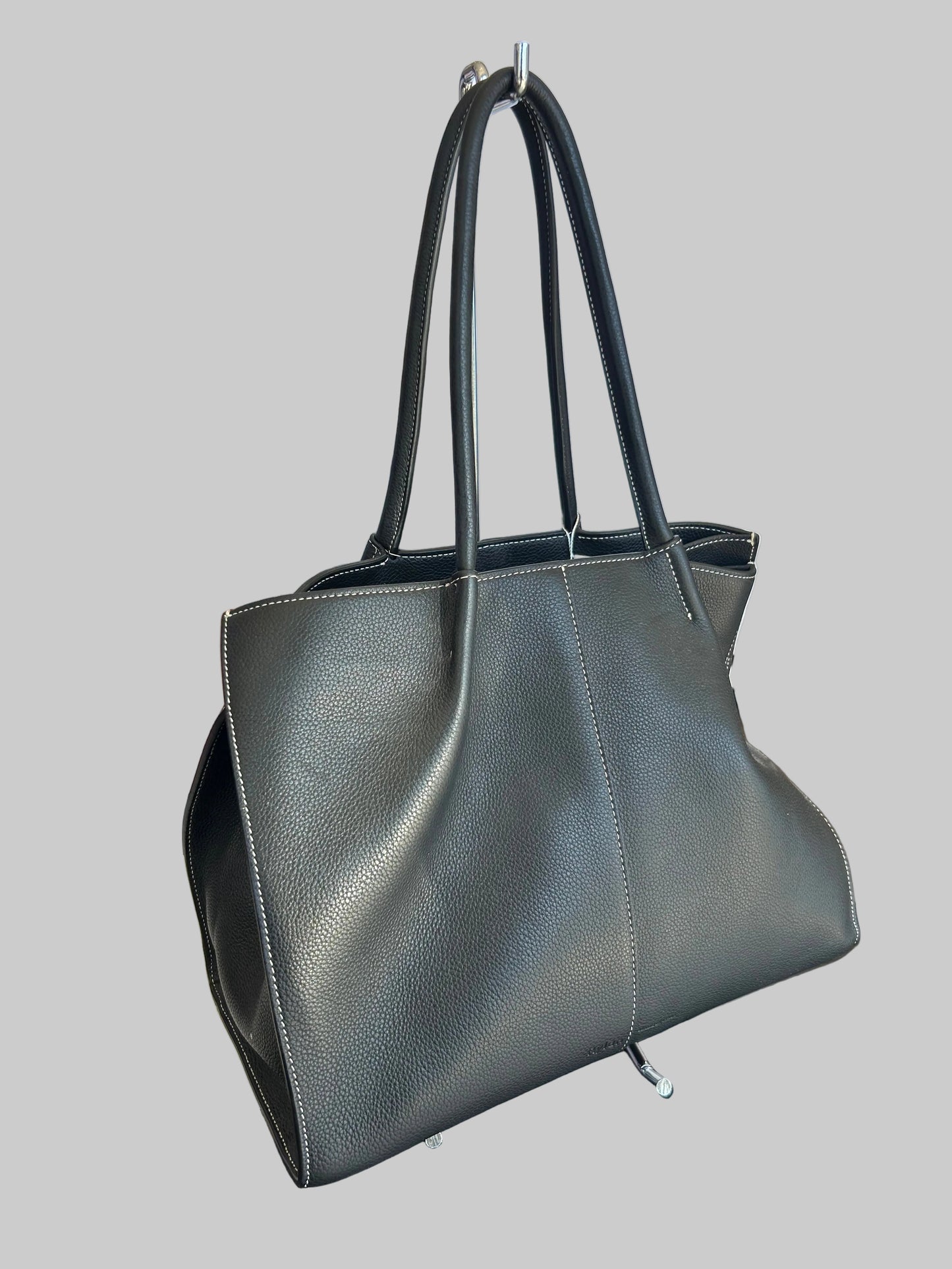 RYLAN Black Leather Shoulder Bag