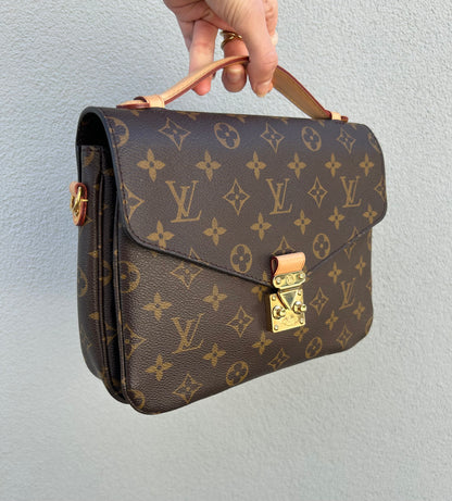 LOUIS VUITTON Monogram Métis Crossbody 2018