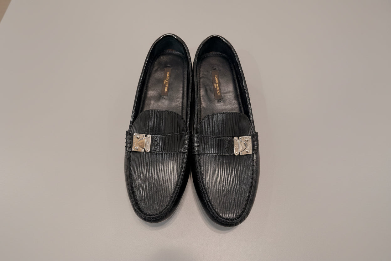 LOUIS VUITTON Black Epi Leather Loafers - Size 37