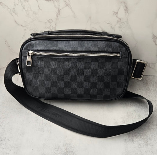 LOUIS VUITTON Belt Bag