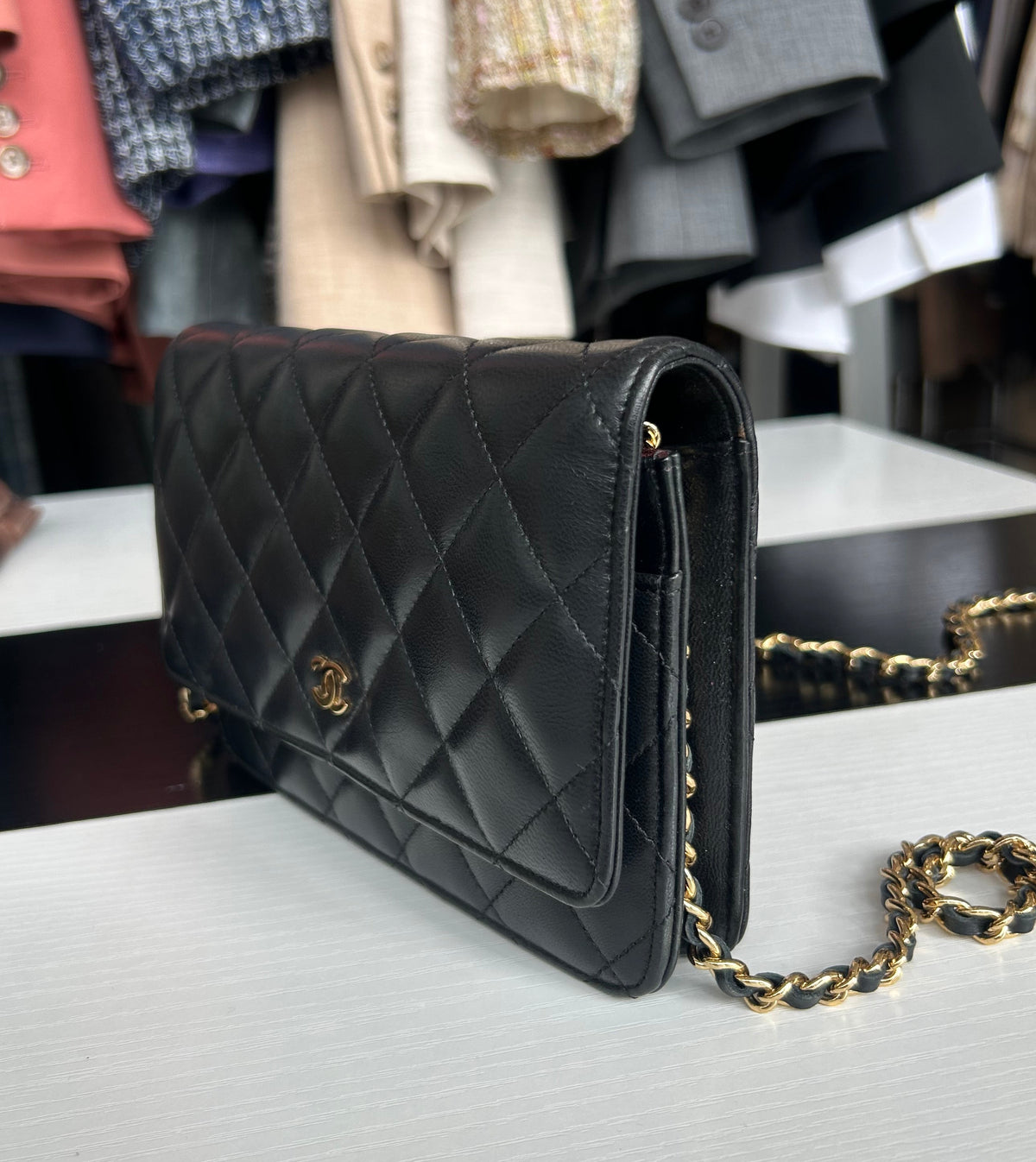 CHANEL 2017 Wallet On Chain