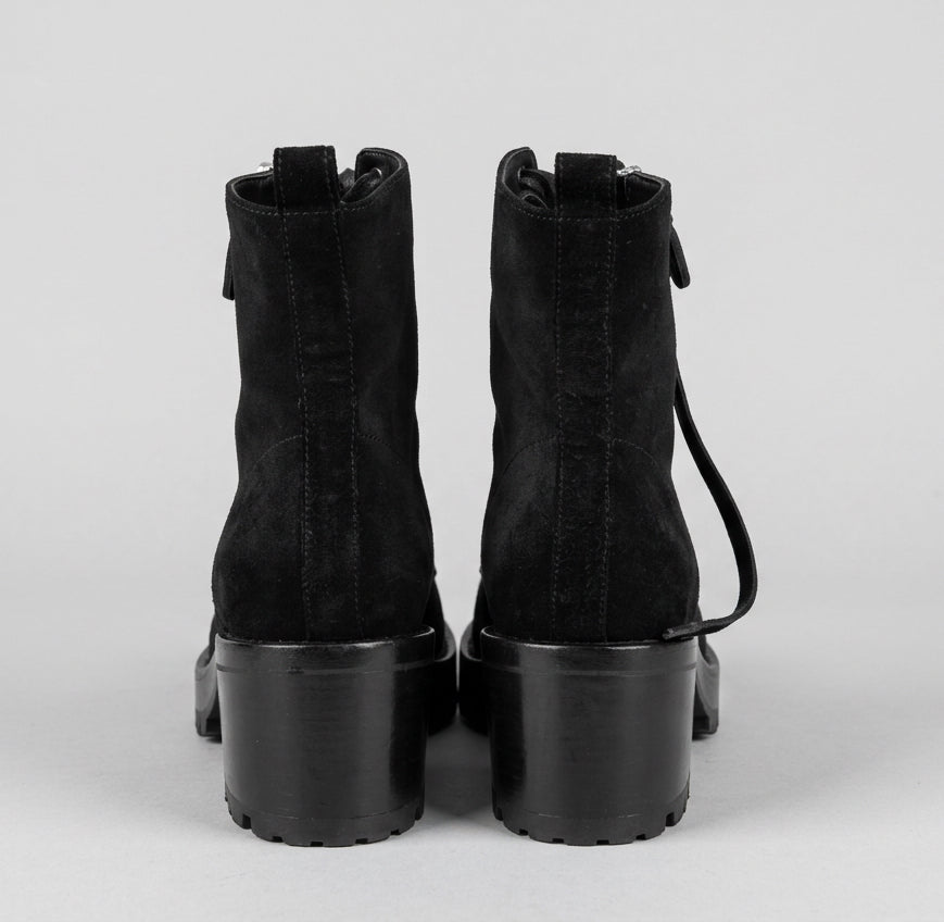 GIANVITO ROSSI Black Lace Up Suede Boots - Size 38.5