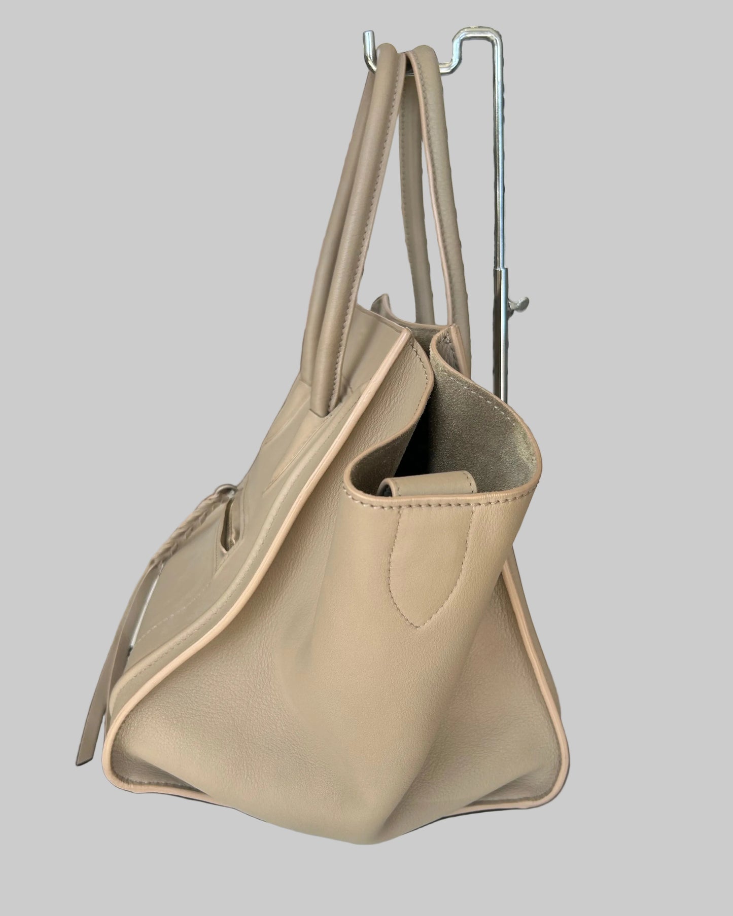 Céline Phantom Luggage Tote Medium